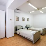 Apartamento Excellent 2br Flat In Downtown Varna